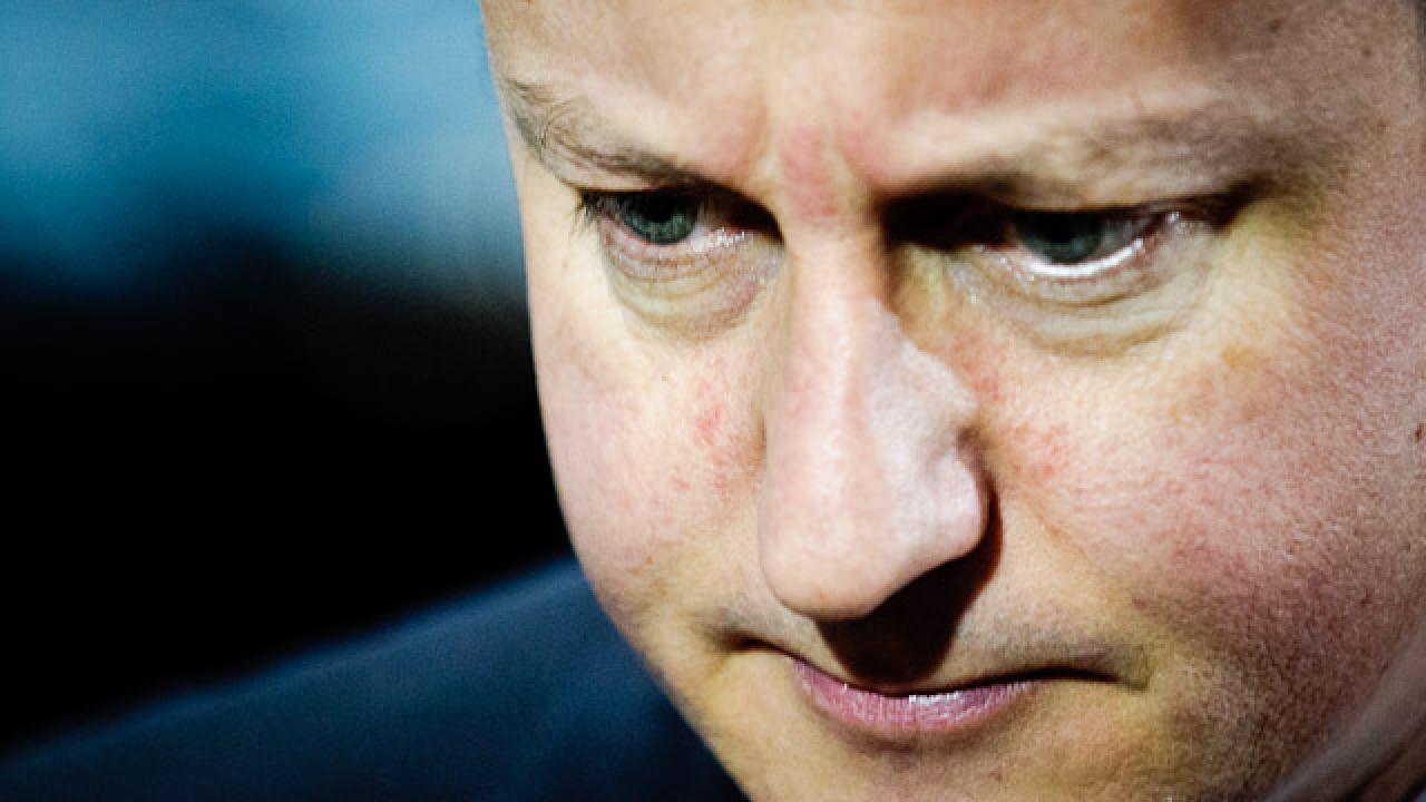 David Cameron ställer villkor på lån till IMF.