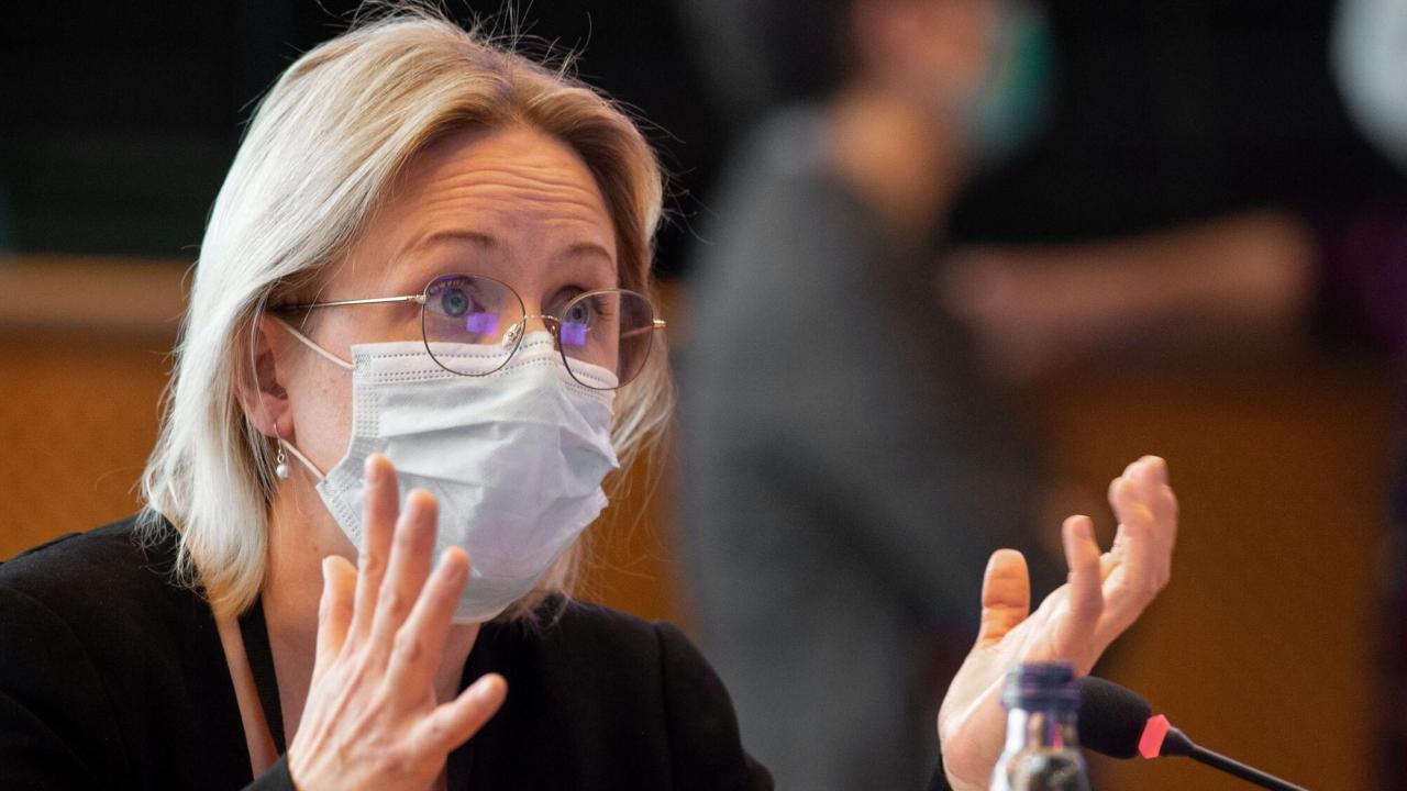 EU-parlamentets huvudförhandlare Jytte Guteland (S) i triloger med medlemsländerna och kommissionen om unionens nya klimatlag. 