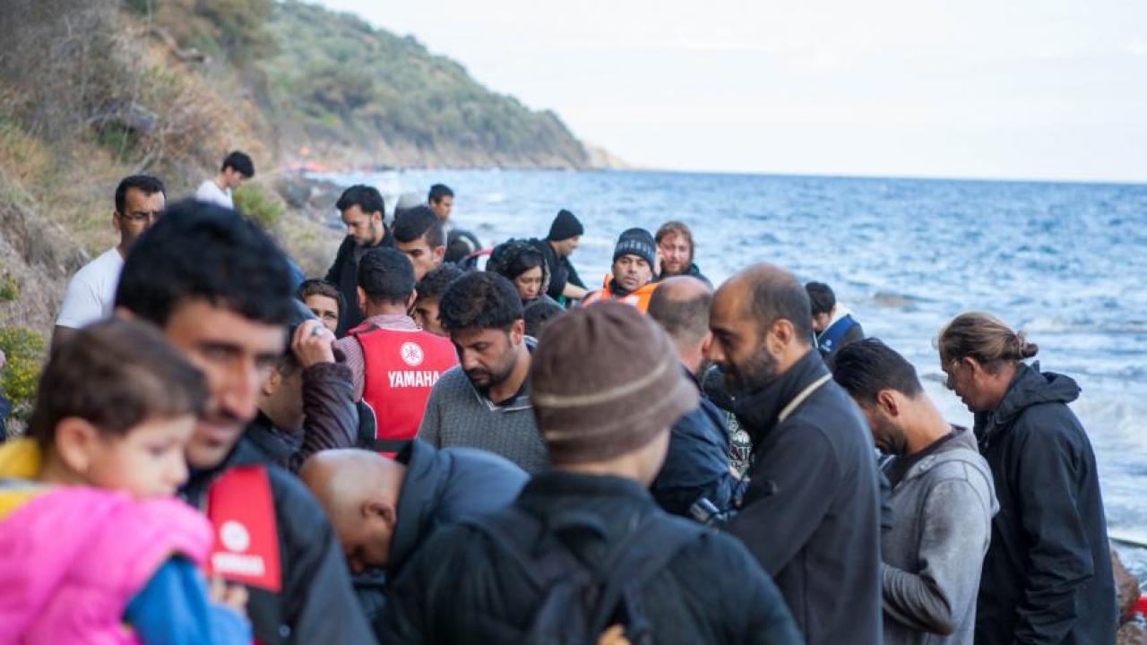 Flyktingar landstiger i Grekland. Arkivbild.