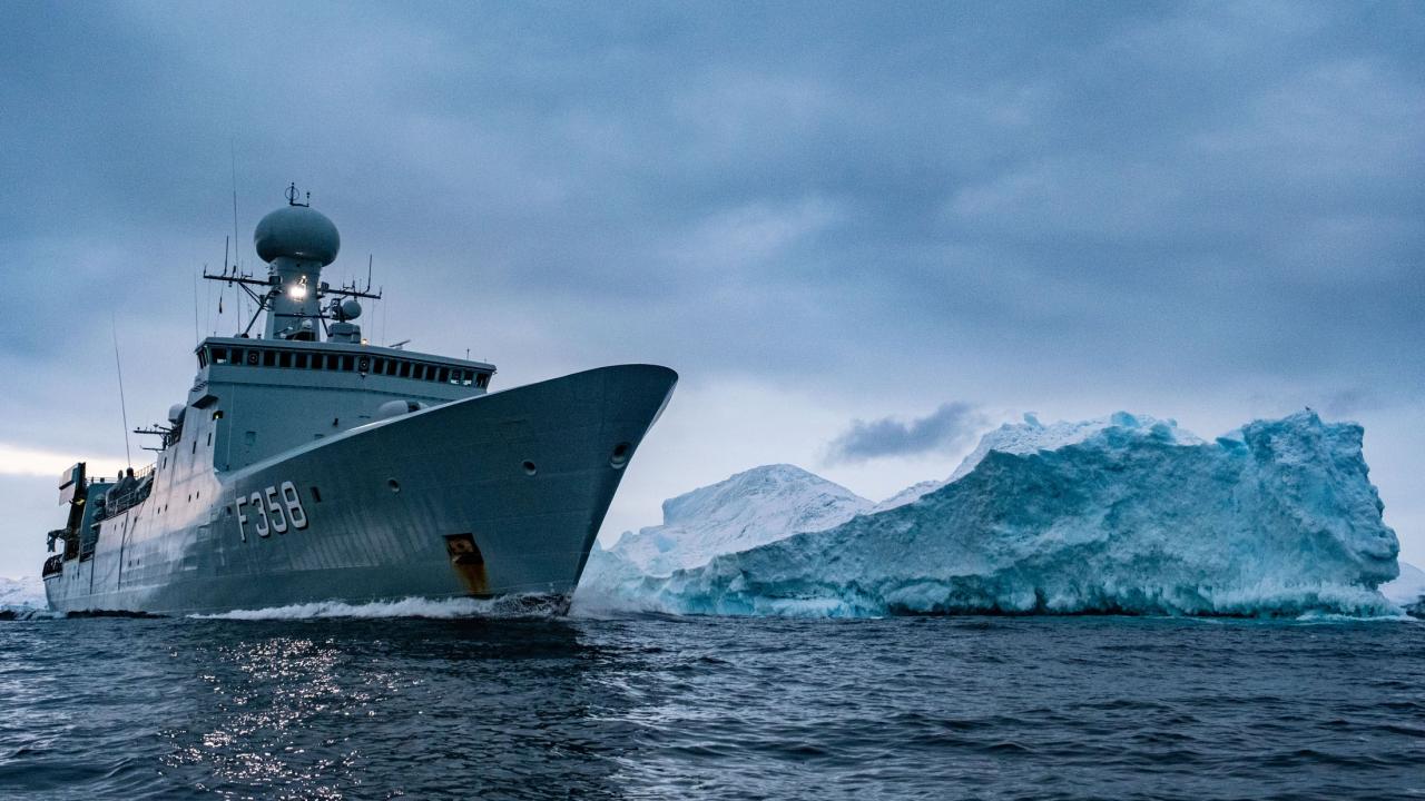 Spänningen stiger i Grönlandskonflikten och Danmark skickar militär förstärkning till ön. Arkivbild.