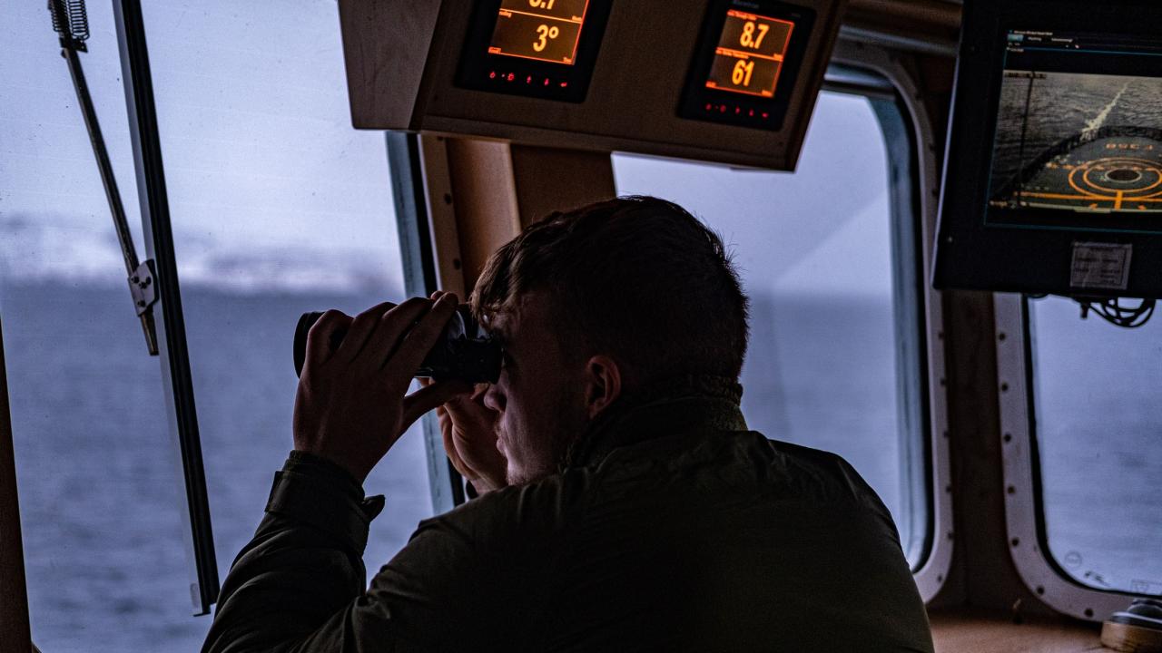 Europeiska länder överväger att sätta in militär närvaro vid Grönland. På bilden en dansk soldat. Arkivbild.