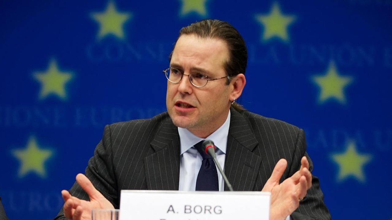 Finansminister Anders Borg delar inte kommissionens beräkningar av årets tilläggsbudget. Arkivbild.