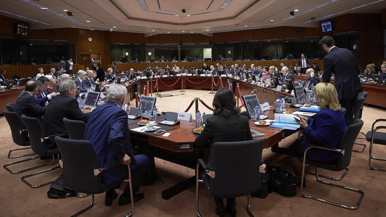 Åsikterna gick isär när EU:s finansministrar diskuterade hur eurosamarbetet borde utvecklas framöver. 