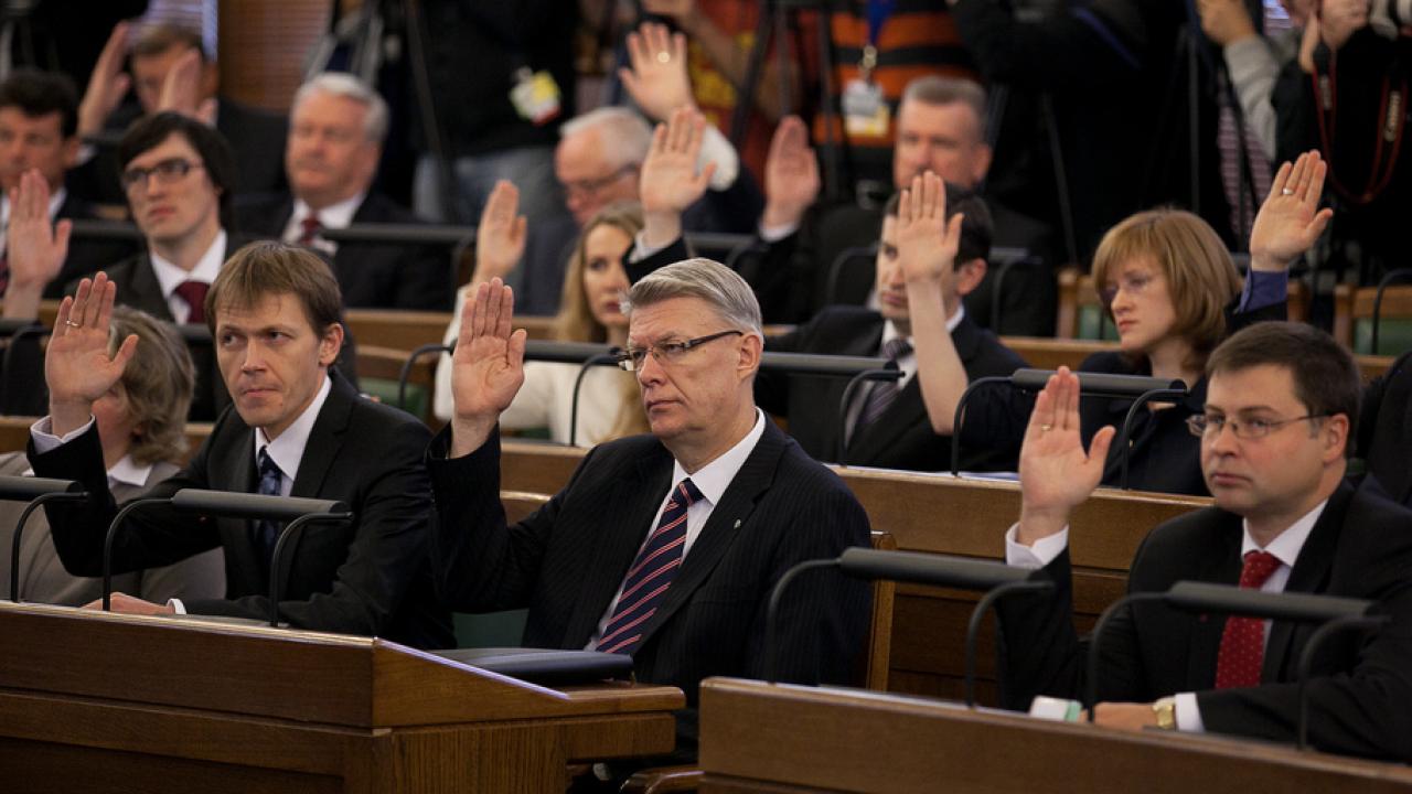 Omröstning i Lettlands parlament, Saeima. Arkivbild
