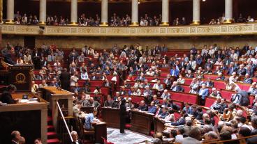 577 ledamöter sitter i den franska nationalförsamlingen som är den mäktigaste av de två kamrarna i landets parlament. Arkivbild.