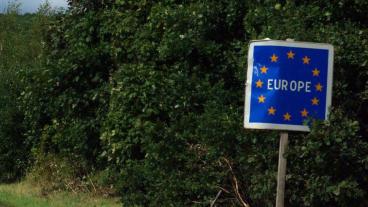 Vägskylt funnen i Luxemburg. Arkivbild.