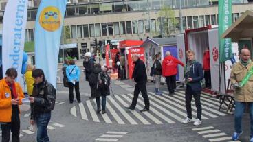 EU-valet 2014 vid Sergels torg, Stockholm. Personerna på bilden har inget med artikel att göra. Arkivbild.