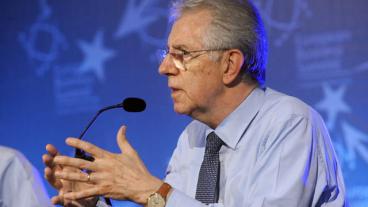 Mario Monti (bilden) tar över efter Silvio Berlusconi.