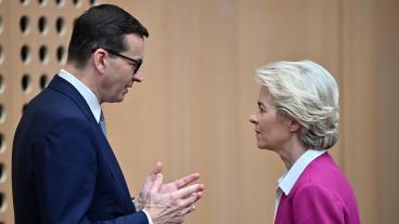 Polens premiärminister Mateusz Morawiecki och EU-kommissionens ordförande Ursula von der Leyen. Arkivbild.