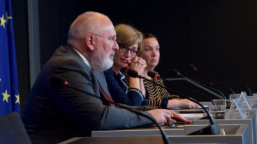 EU och Polen kom inte närmare en lösning om rättstatsproblemen i landet efter förhöret med den polske EU-ministern enligt kommissionär Frans Timmermans.  