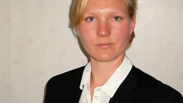 Maria Borgström (FI) säger att Feministiskt initiativ överväger att ansluta sig till vänstergruppen eller de gröna om partiet blir invalt i EU-parlamentet.