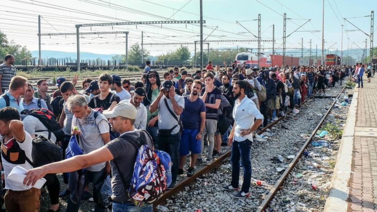 Migranter i grekiska Idomeni nära gränsen till Makedonien. 