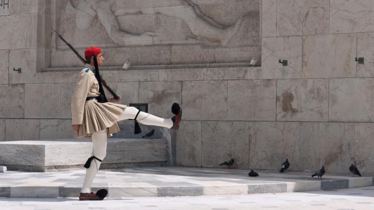 Ingen vet när Grekland får slut på pengar.