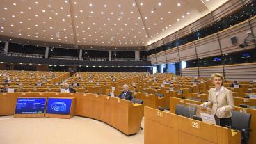 EU-kommissionens ordförande Ursula von der Leyen talade på torsdagen inför ett nästintill tomt EU-parlament i Bryssel