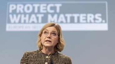 EU:s säkerhetskommissionär Henna Virkkunen föreslog på onsdagen att brottsbekämpande myndigheter och räddningstjänster ska kunna kommunicera med varandra i gränsområdena mellan EU-länder.