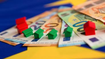 Sex europeiska partier som presenterat valmanifest ingår i undersökningen. Arkivbild