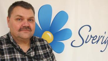 – EU har blivit för mäktigt, byråkratiskt och dyrt,  säger Peter Lundgren (SD).