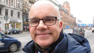 Aleksander Gabelic (S) tar över som EU-parlamentariker efter partivännen Jens Nilssons bortgång. 