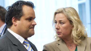 Nederländernas och Finlands finansministrar, Jan Kees de Jager och Jutta Urpilainen.